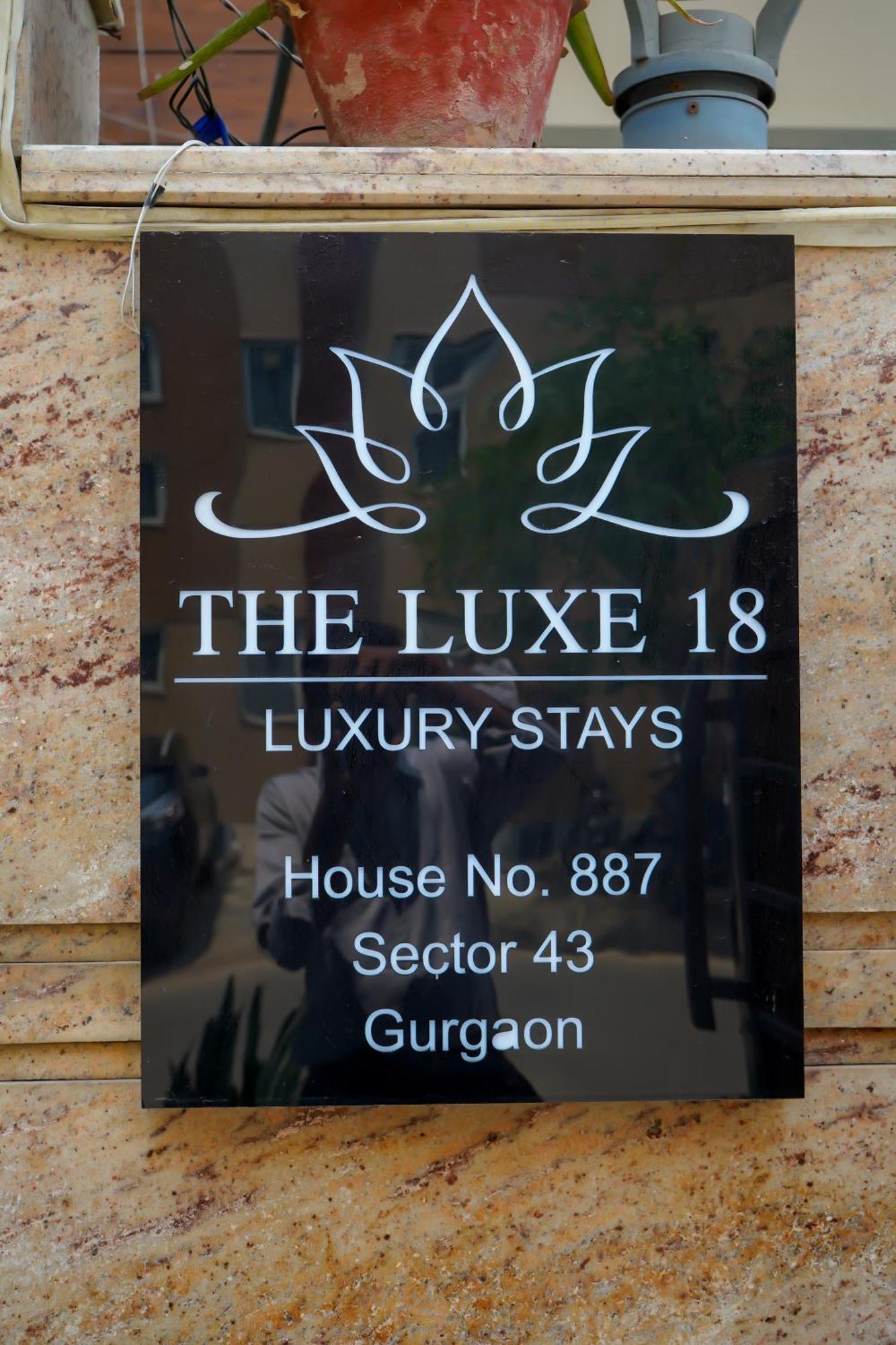 Hotel The Luxe 18 - Golf Course Road Gurgaon Extérieur photo