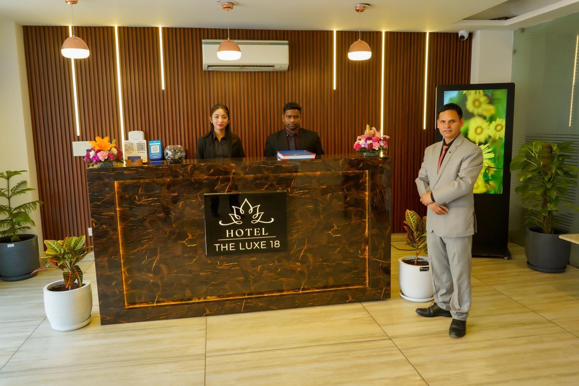 Hotel The Luxe 18 - Golf Course Road Gurgaon Extérieur photo
