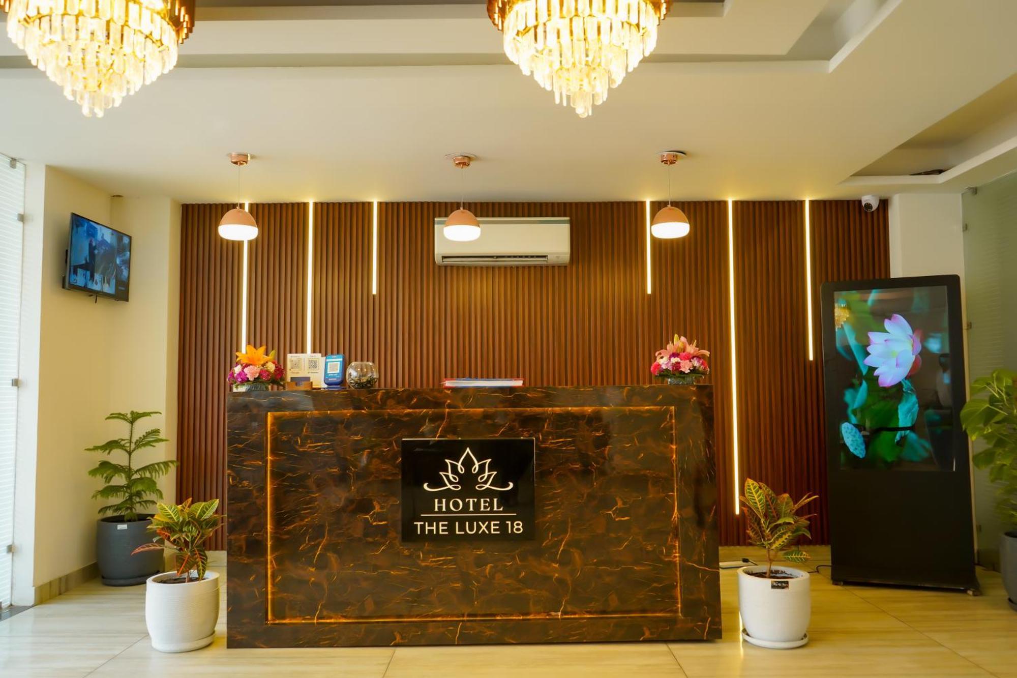 Hotel The Luxe 18 - Golf Course Road Gurgaon Extérieur photo