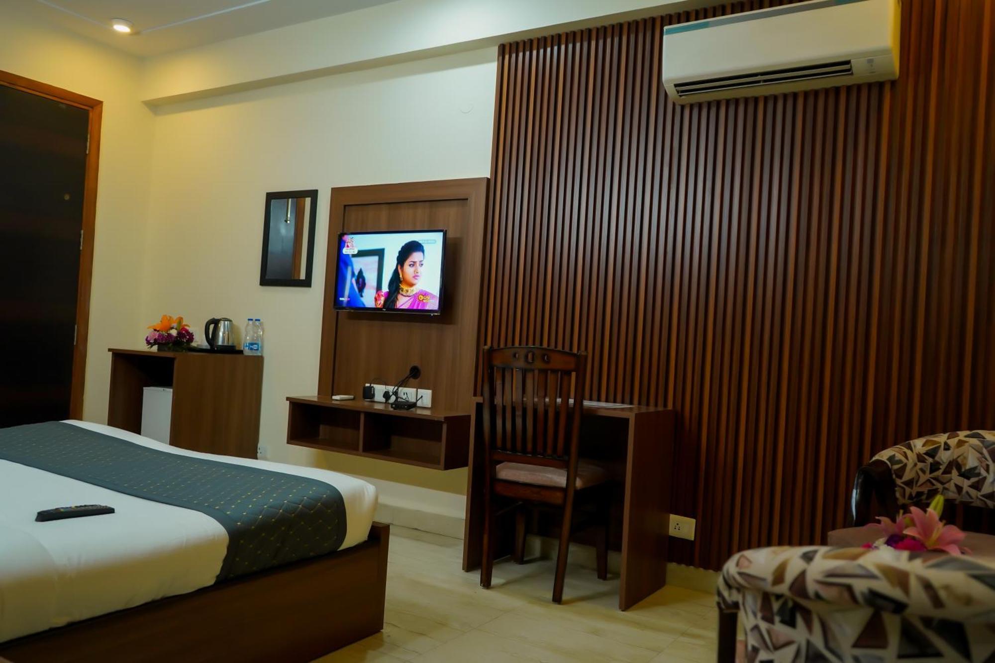 Hotel The Luxe 18 - Golf Course Road Gurgaon Extérieur photo
