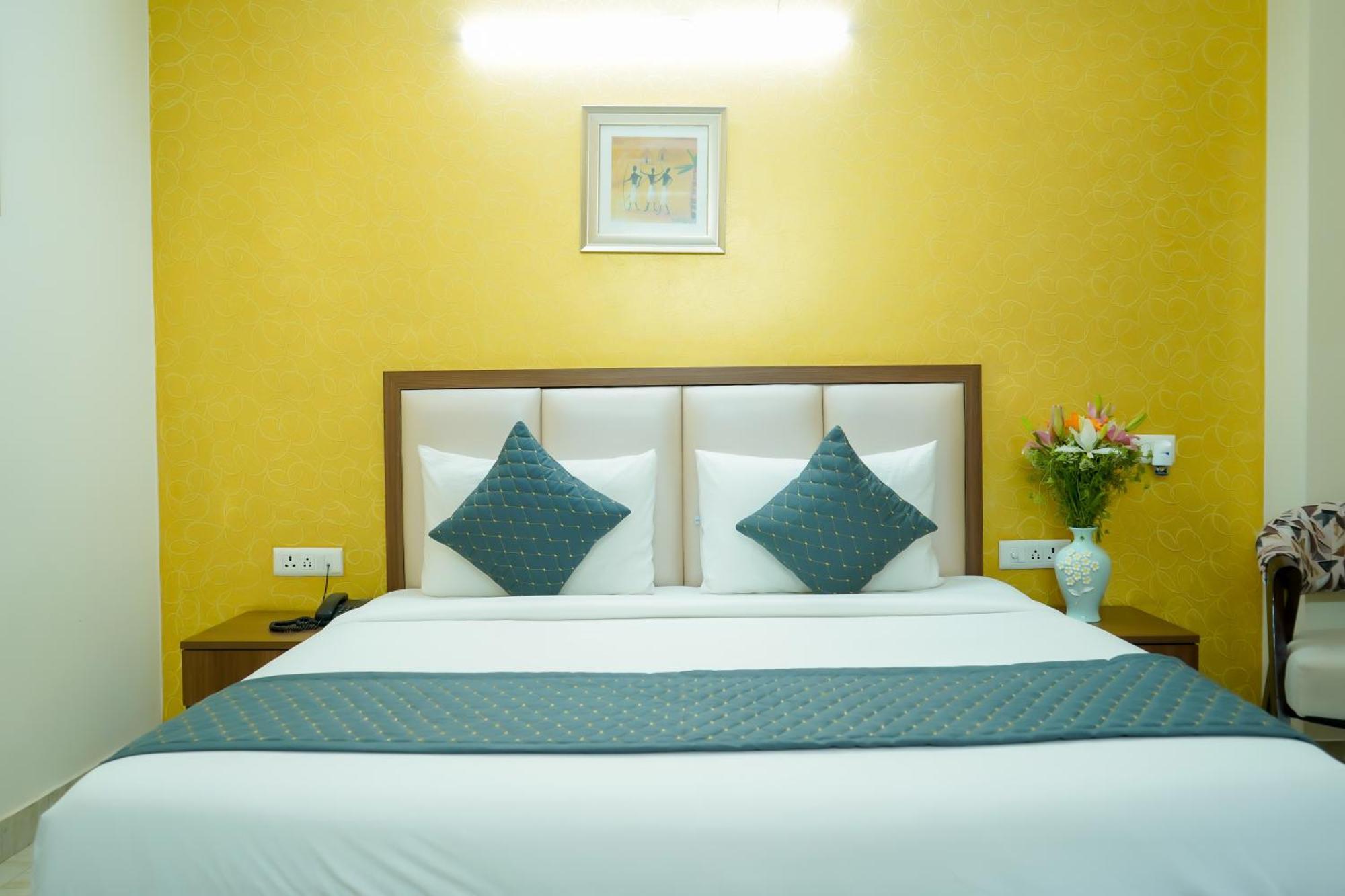 Hotel The Luxe 18 - Golf Course Road Gurgaon Extérieur photo