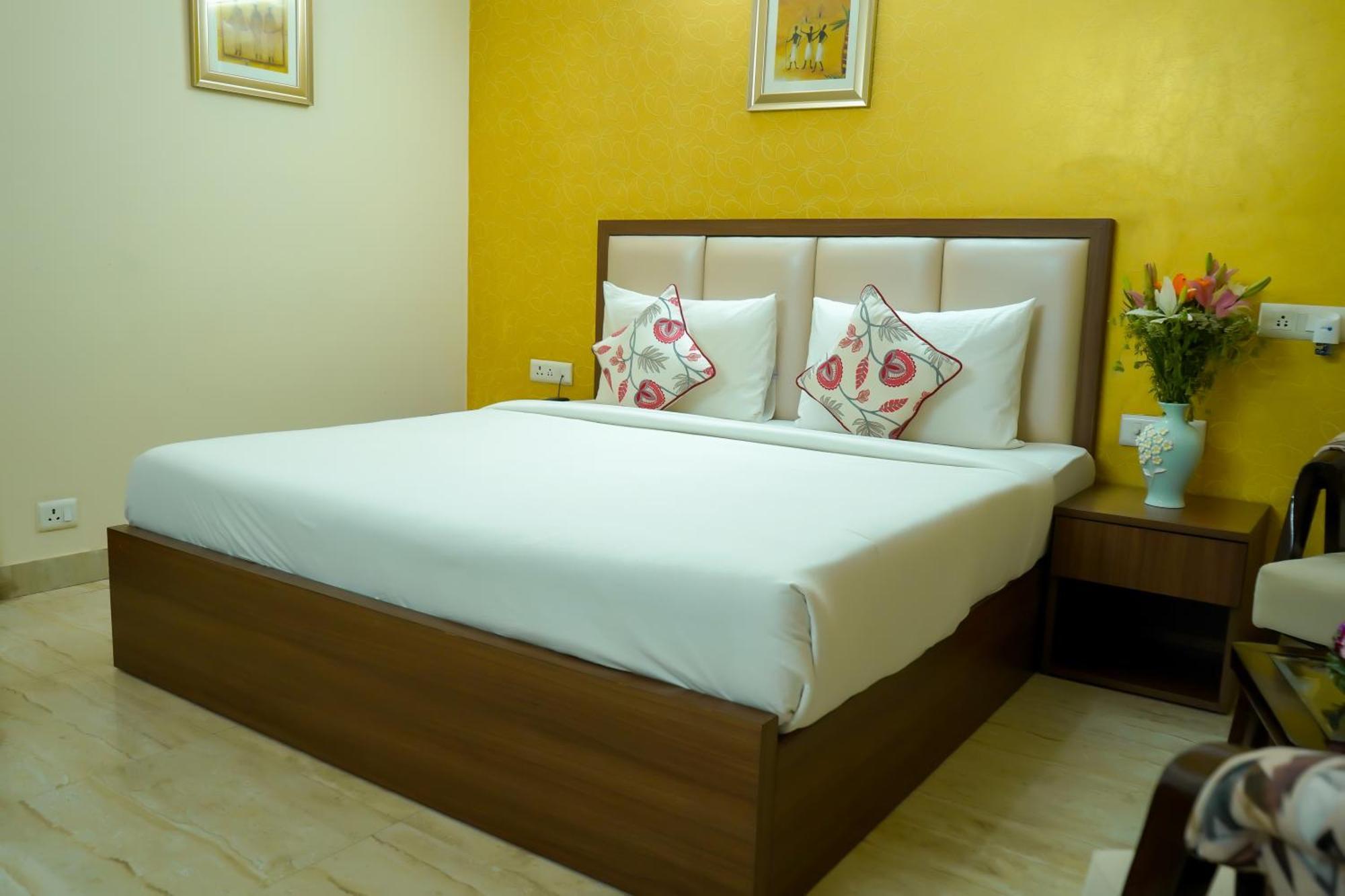 Hotel The Luxe 18 - Golf Course Road Gurgaon Extérieur photo