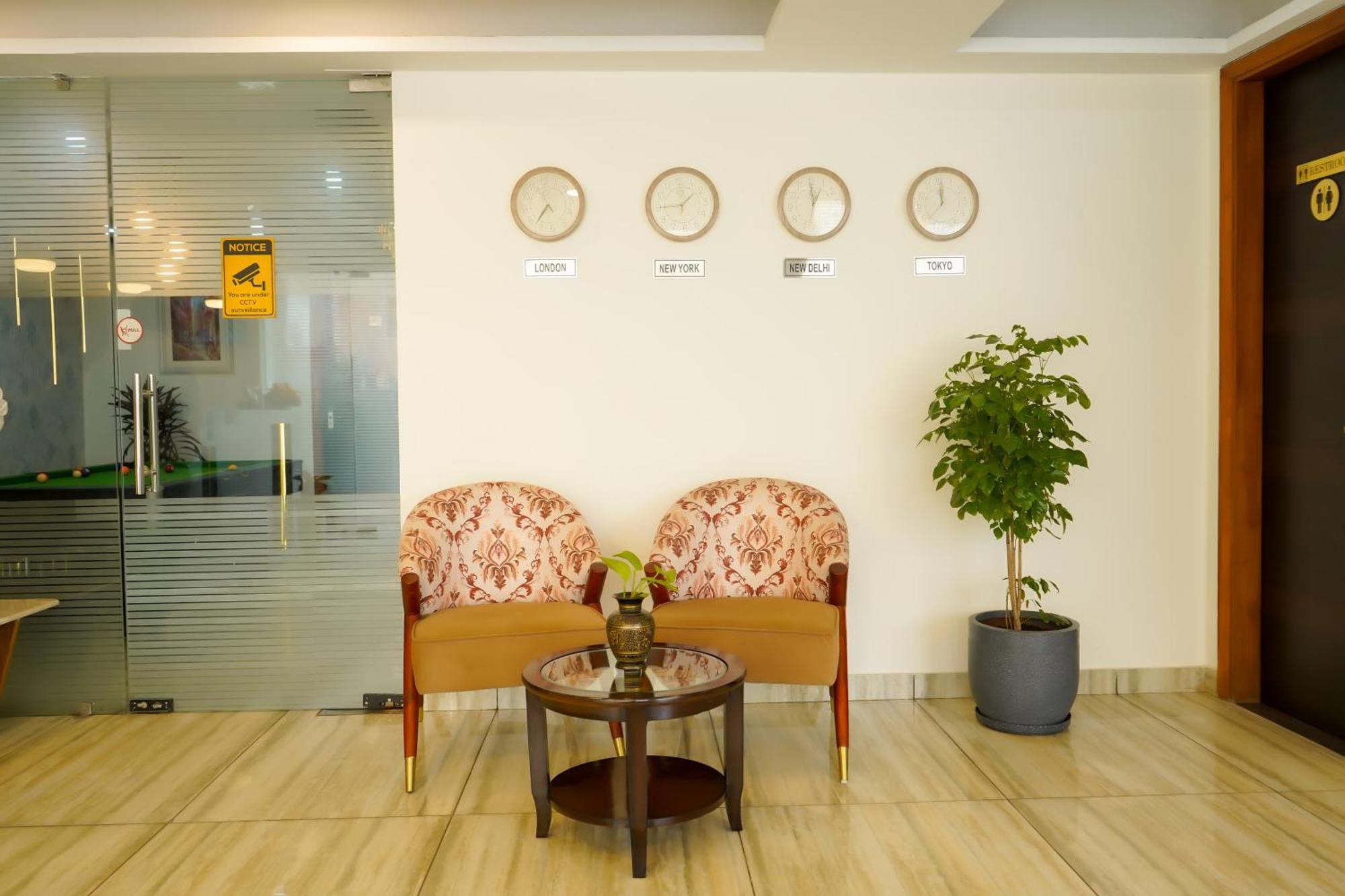 Hotel The Luxe 18 - Golf Course Road Gurgaon Extérieur photo