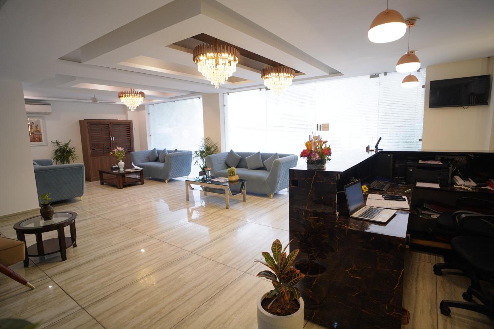 Hotel The Luxe 18 - Golf Course Road Gurgaon Extérieur photo