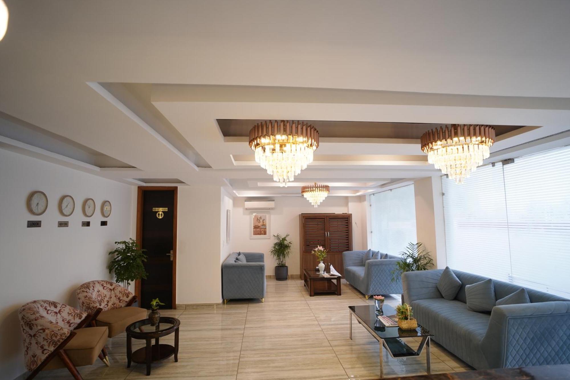 Hotel The Luxe 18 - Golf Course Road Gurgaon Extérieur photo